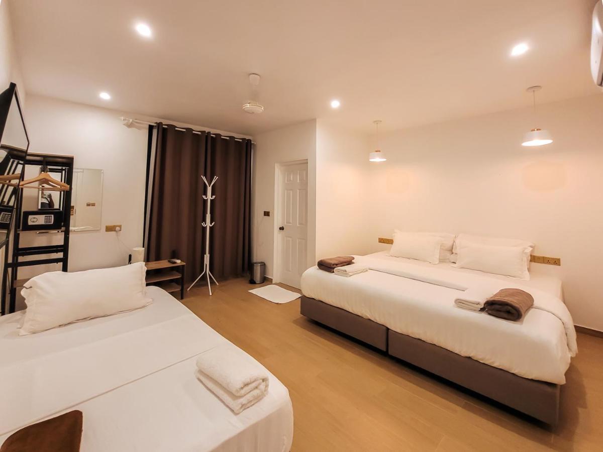 Kingsway Thoddoo Maldives Hotel Exterior photo